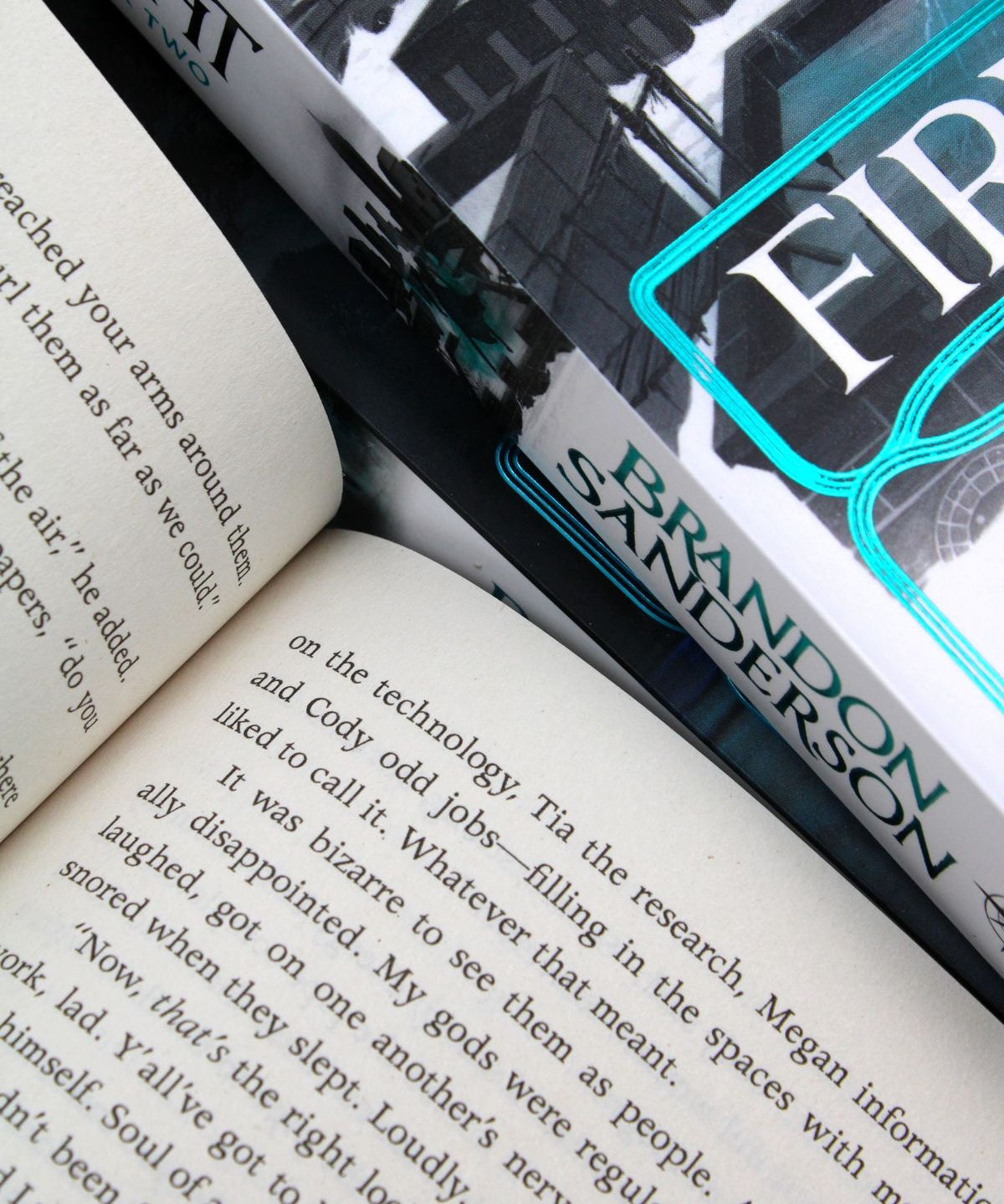 Photo of Brandon Sanderson Reckoners Series 3 Books Set Collection Pages